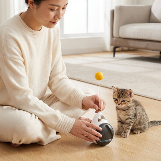 The Vela Balance-Bolt: 2-in-1 Tumbler & Turntable Cat Toy