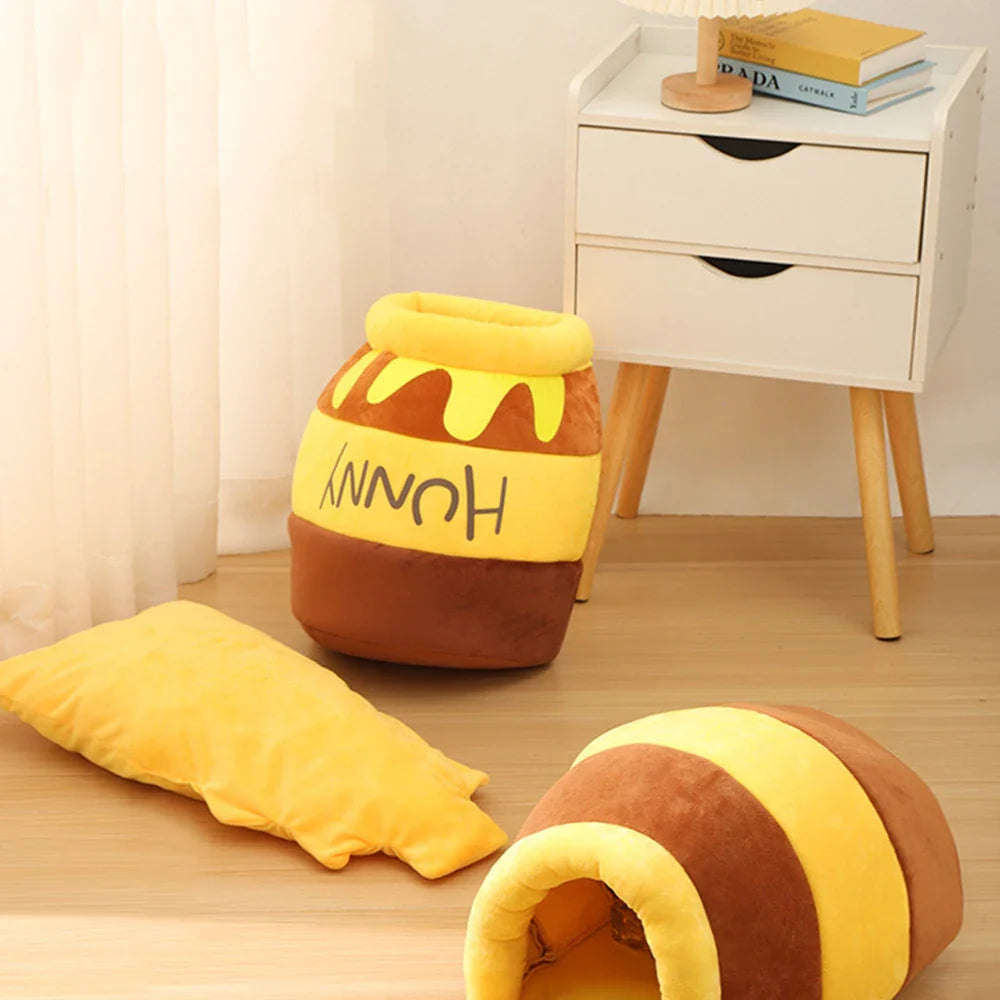 The Vela Honeycomb Cozy Cave