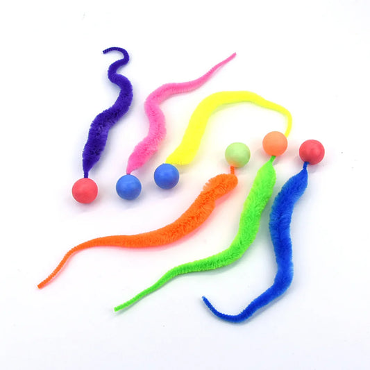 The Vela Spring-Worm: Interactive Bouncing Cat Toy
