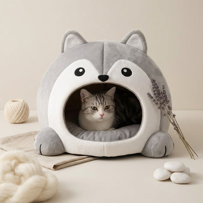 The Vela Foxy-Hideaway: Character Plush Pet Sanctuary