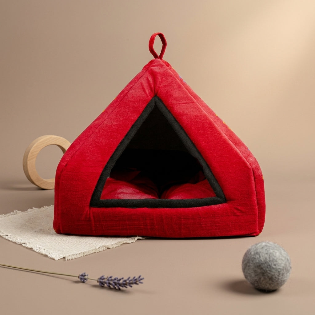 The Vela Velvet Hideaway: Signature Pet Cocoon
